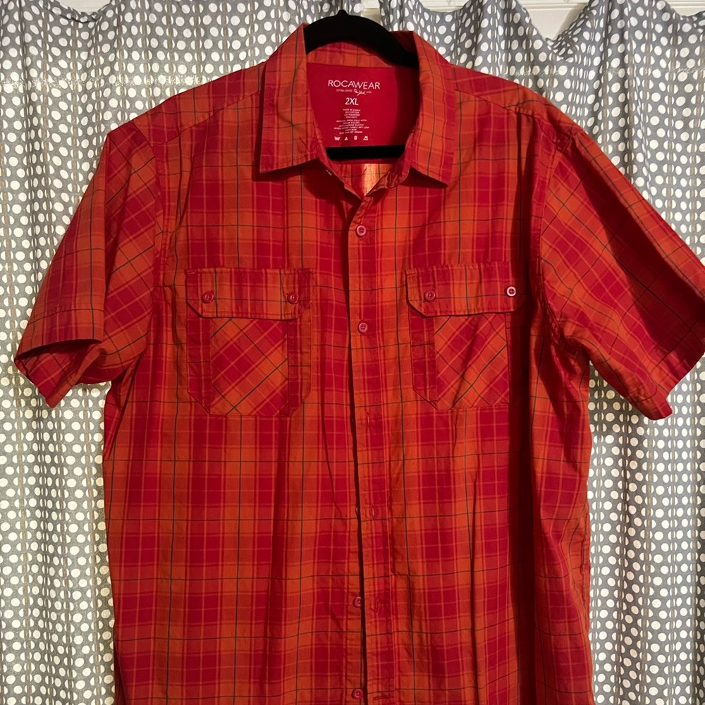 Rocawear 2XL XXL short sleeve button up casual shirt.